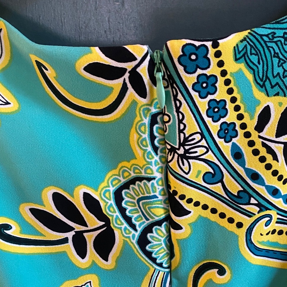 dressbarn Vibrant Teal and Yellow Paisley Midi Dress - Picture 6 of 8